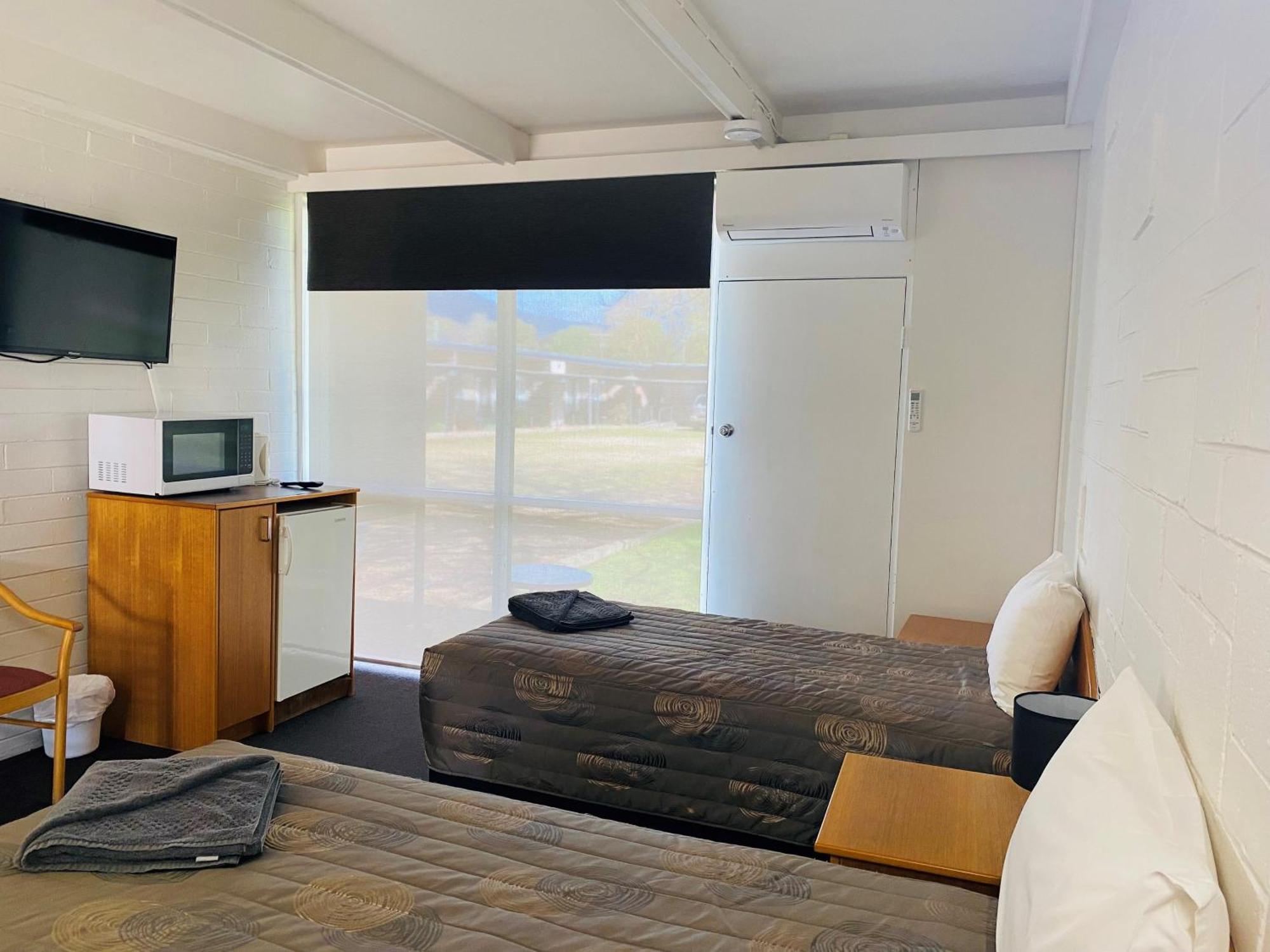 Rubicon Hotel Motel イールドン エクステリア 写真