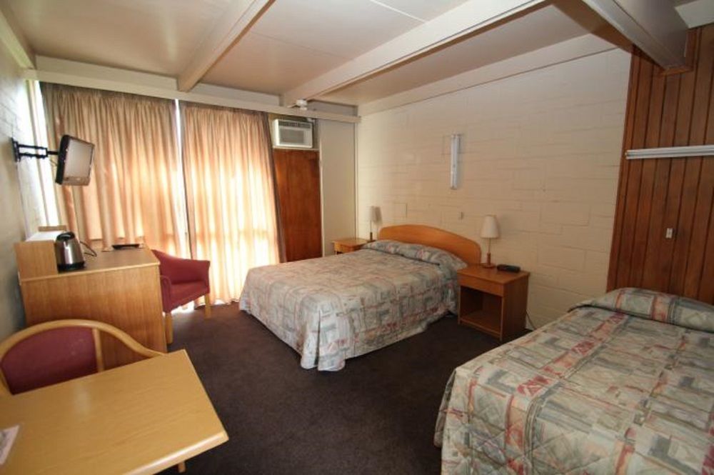 Rubicon Hotel Motel イールドン エクステリア 写真